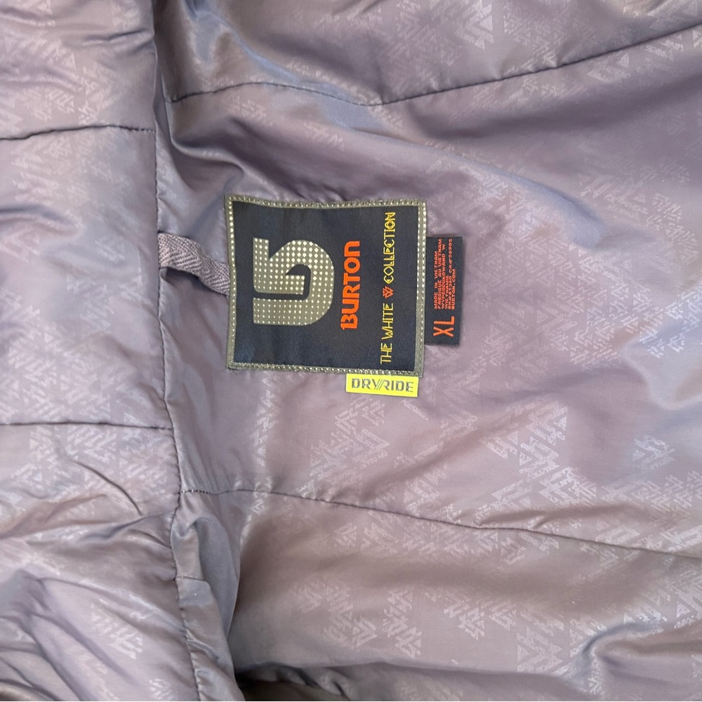 Burton Snow Jacket - Picture 3 of 3